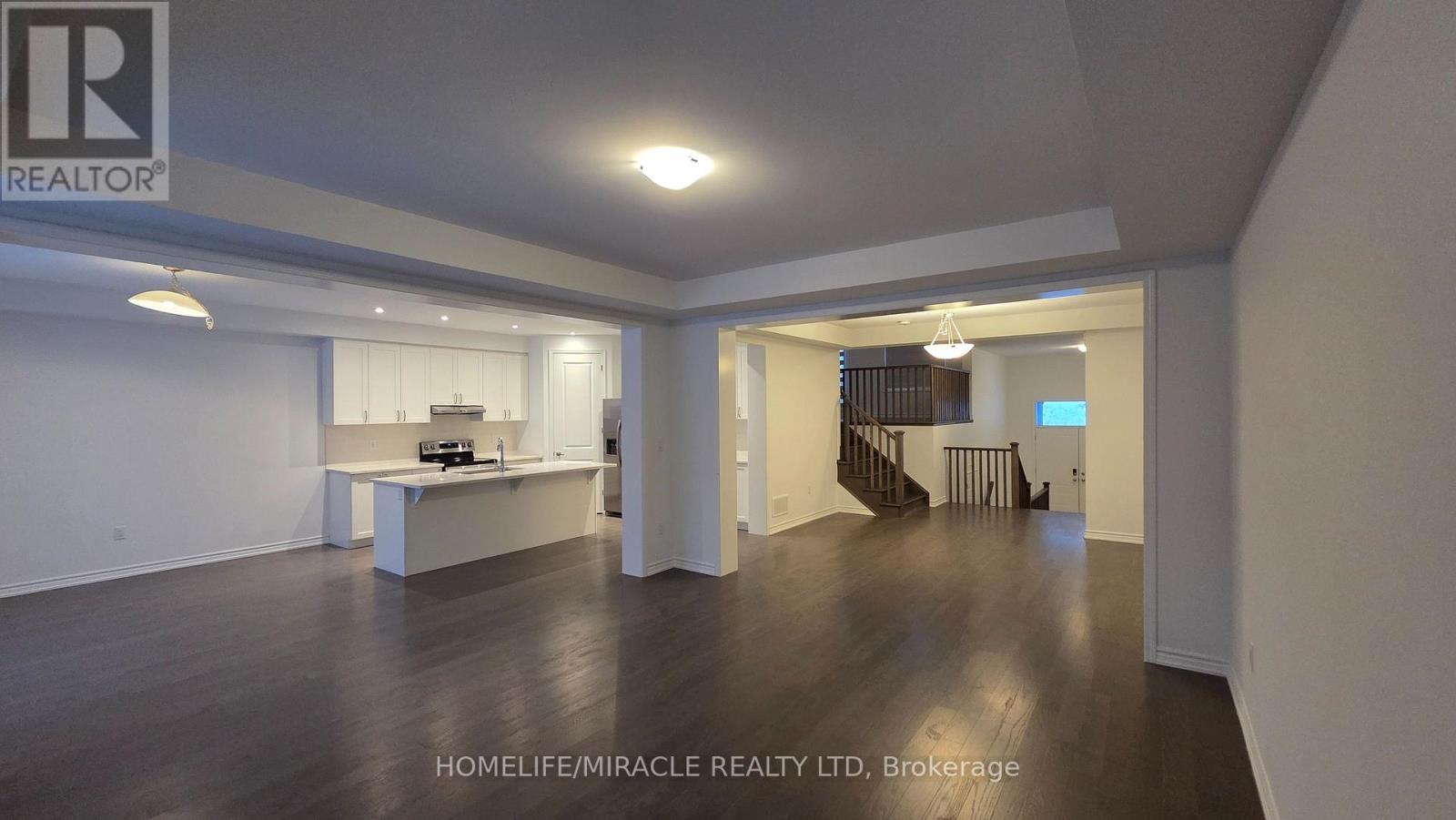 344 Madelaine Drive, Barrie, Ontario  L9J 0Y9 - Photo 7 - S12638236