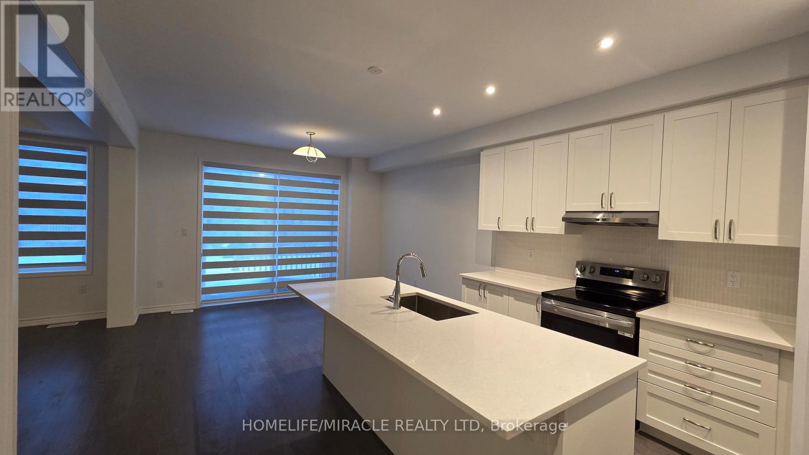 344 Madelaine Drive, Barrie, Ontario  L9J 0Y9 - Photo 9 - S12638236