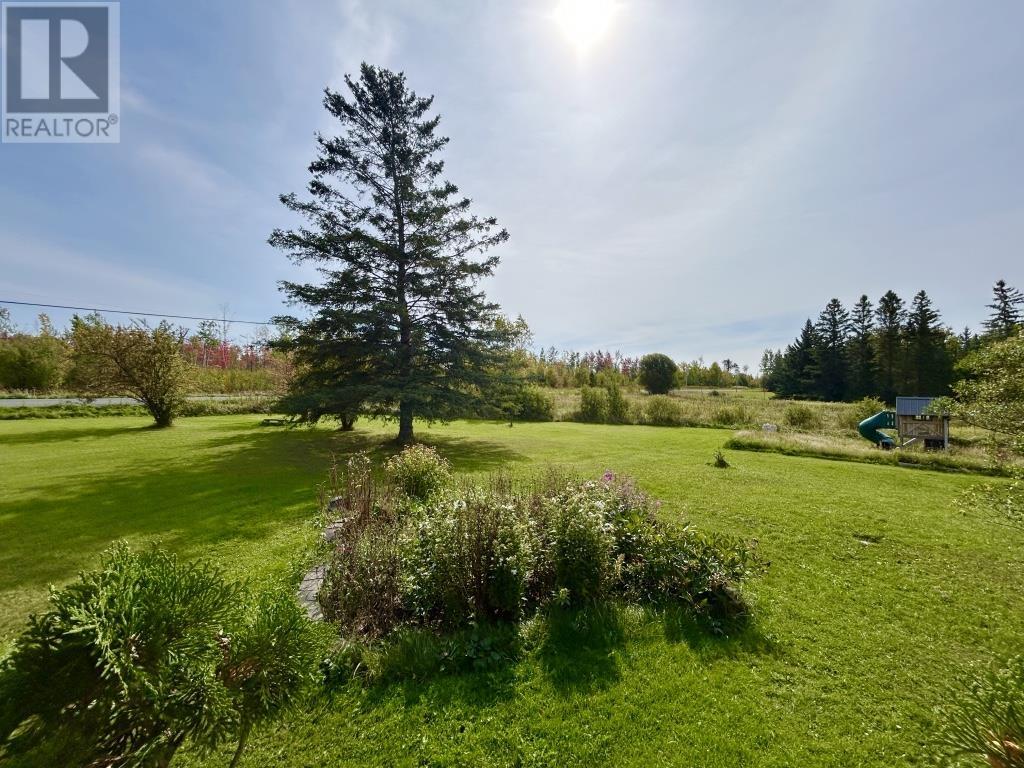 203 Hwy 611n, Fort Frances, Ontario  P9A 3M2 - Photo 39 - TB250592