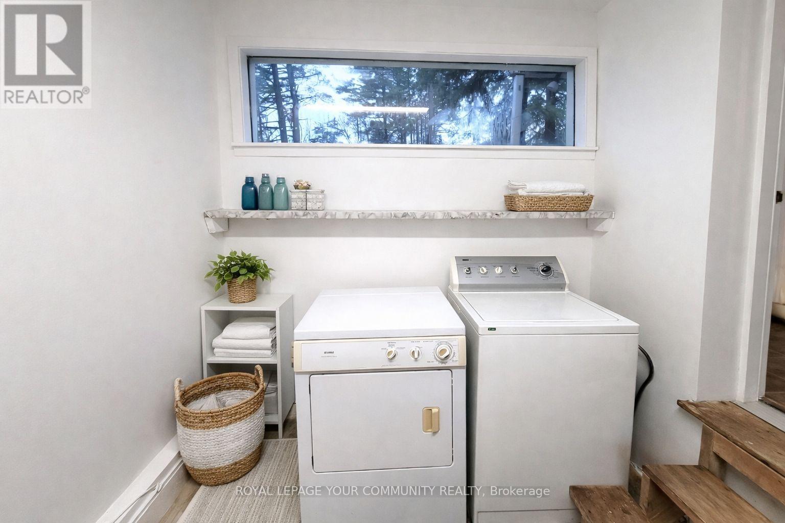 709 Roberts Road, Innisfil, Ontario  L9S 2E4 - Photo 9 - N12580520