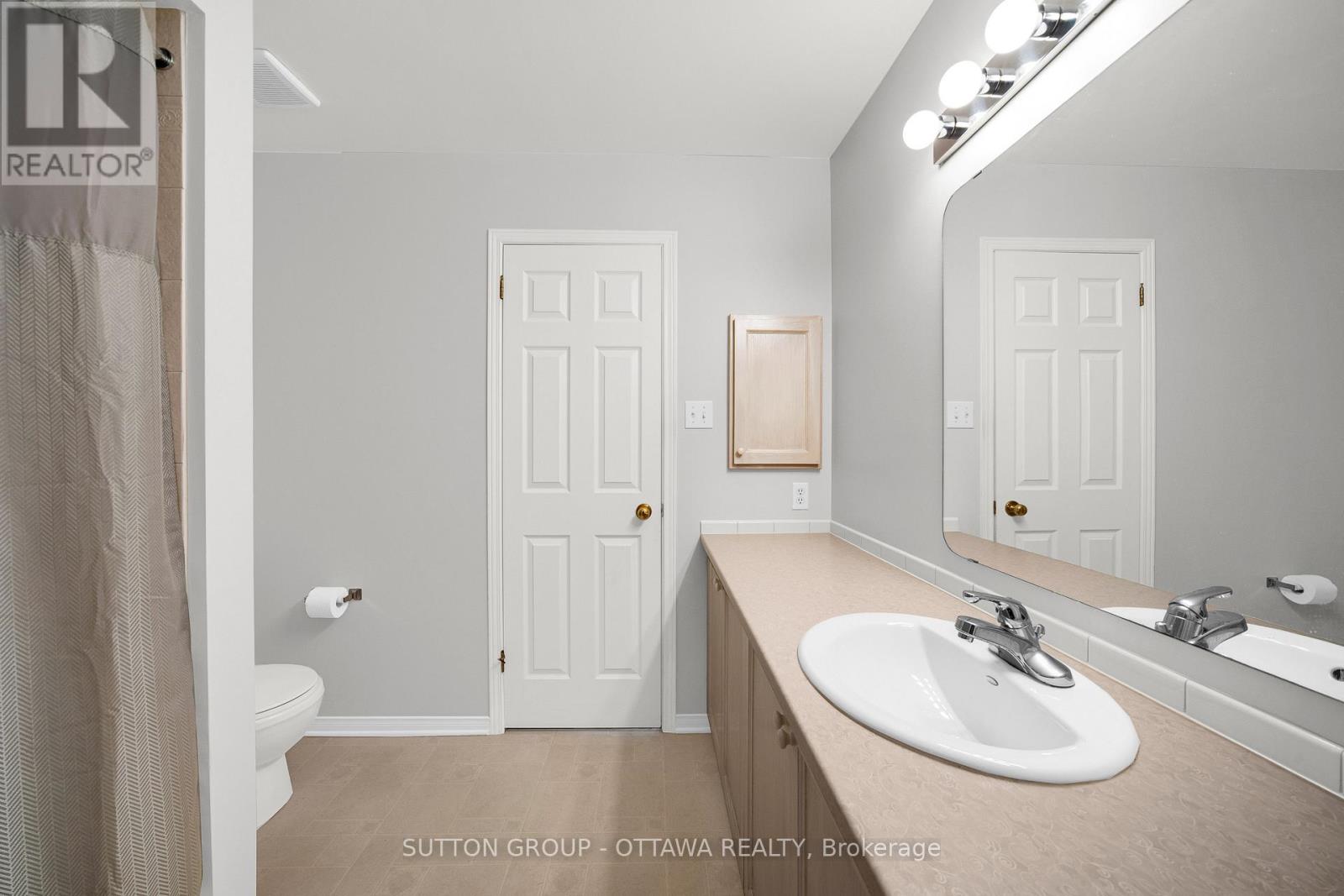 128 Annapolis Circle, Ottawa, Ontario  K1V 1Z3 - Photo 29 - X12417285