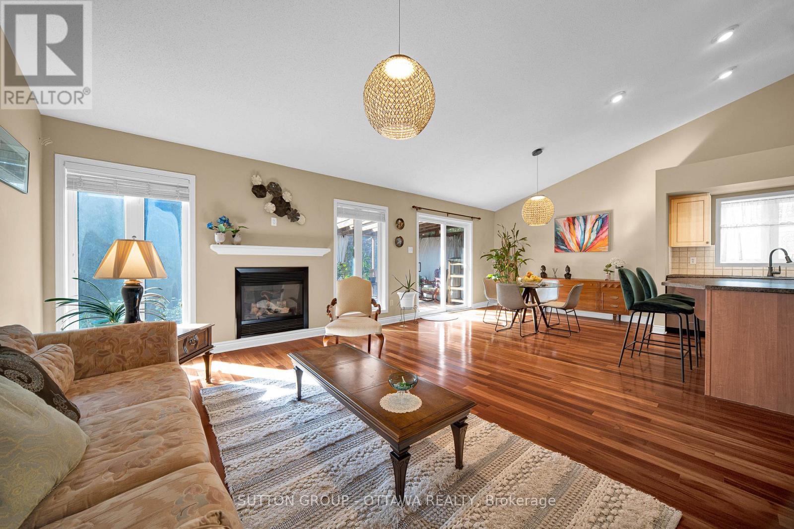 128 Annapolis Circle, Ottawa, Ontario  K1V 1Z3 - Photo 7 - X12417285