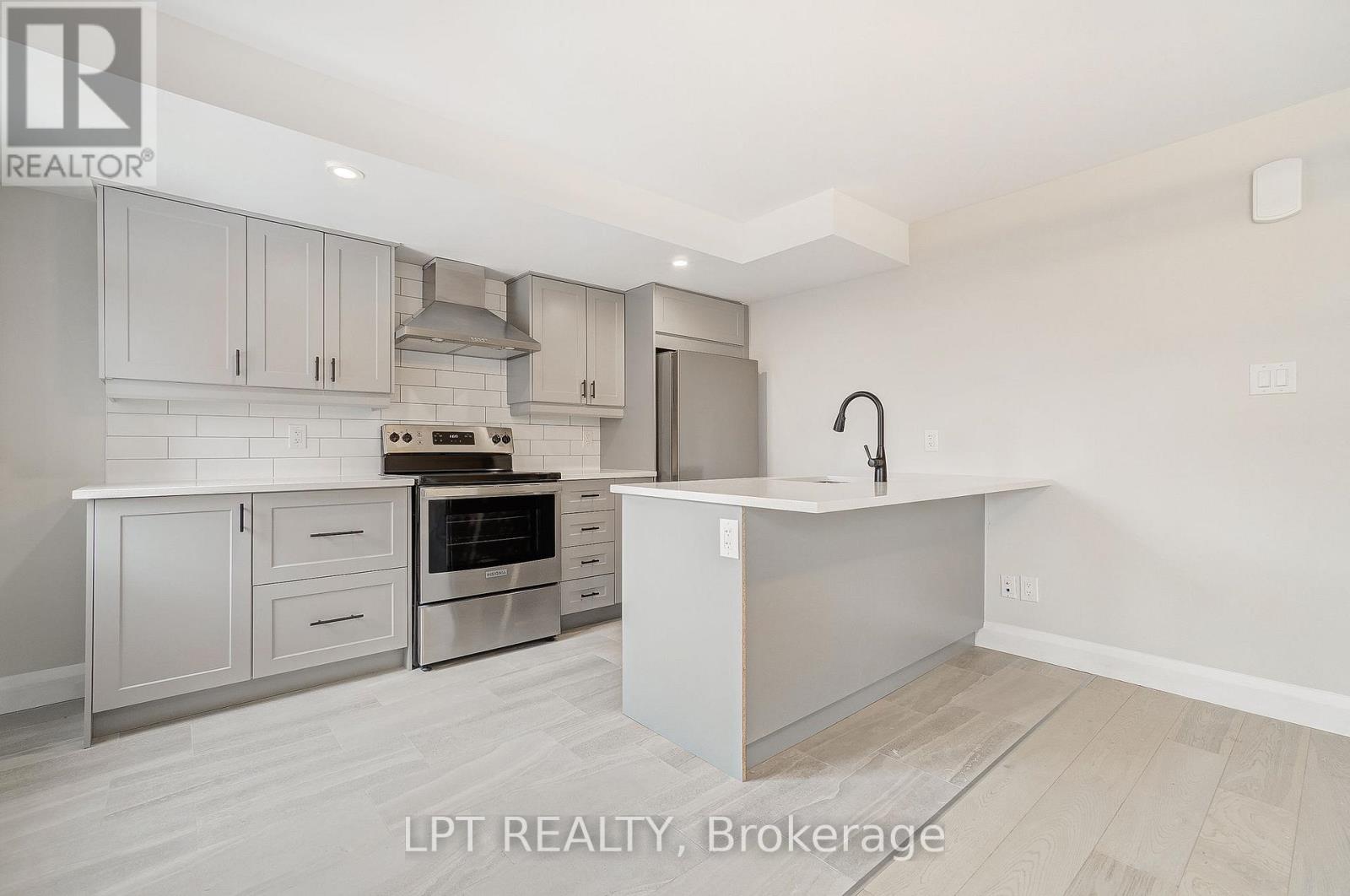 #2 - 383 Brant Street, Ottawa, Ontario  K1L 6V5 - Photo 4 - X12567028