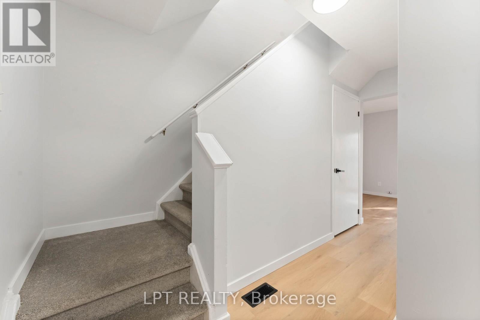 71 - 1743 Trappist Lane, Ottawa, Ontario  K1C 1X7 - Photo 13 - X12572064