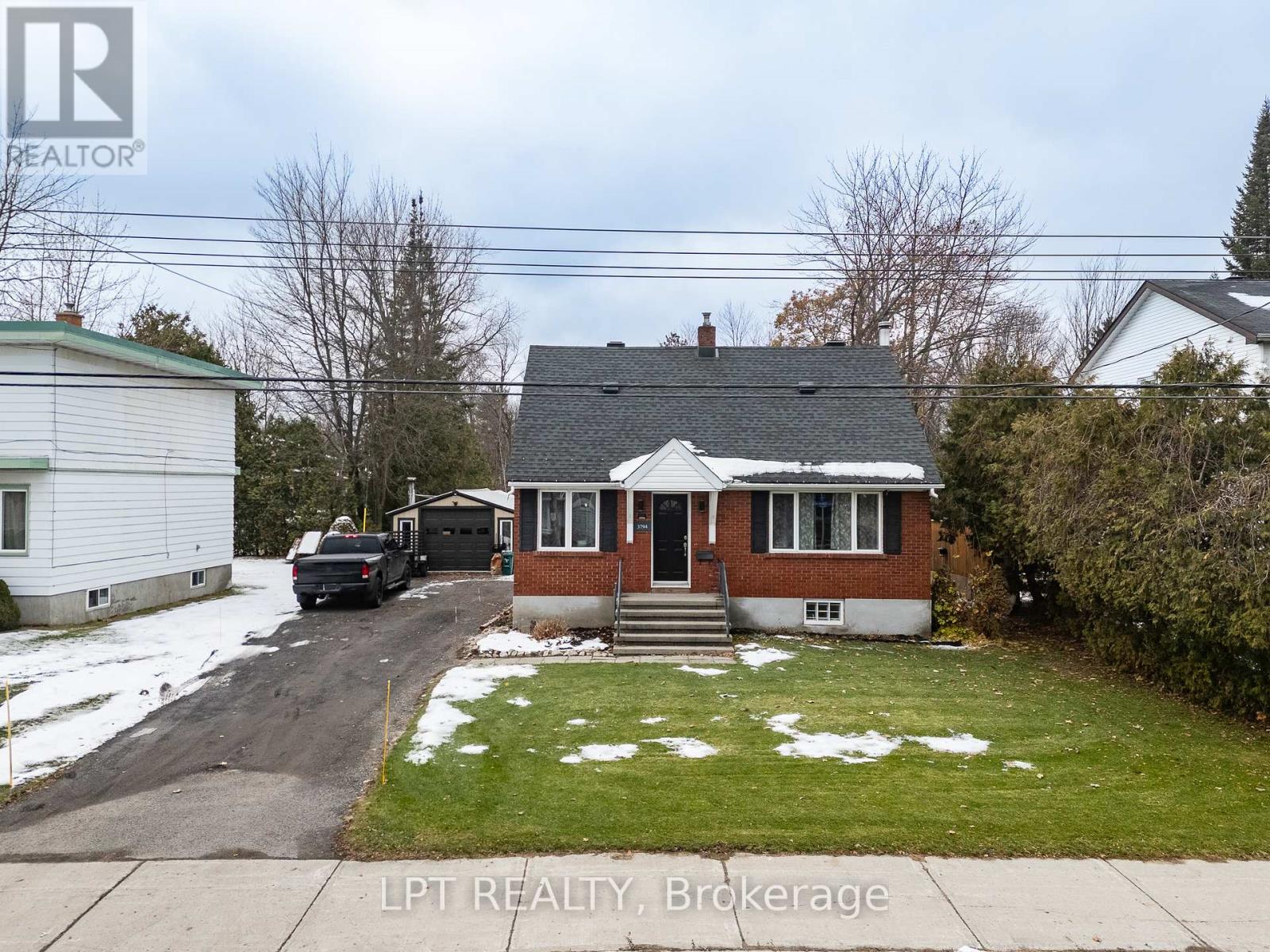 3794 Albion Road, Ottawa, Ontario  K1T 1A5 - Photo 1 - X12585094