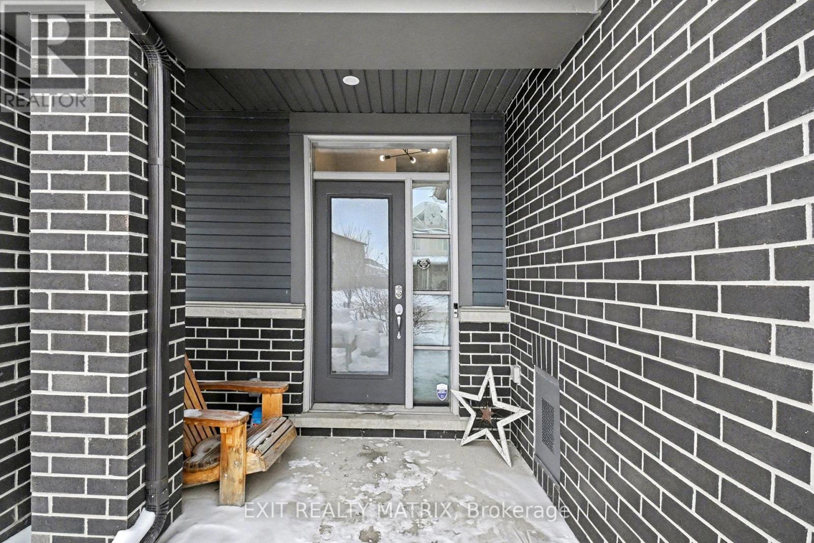 211 Mountain Sorrel Way, Ottawa, Ontario  K4A 0T6 - Photo 3 - X12640540