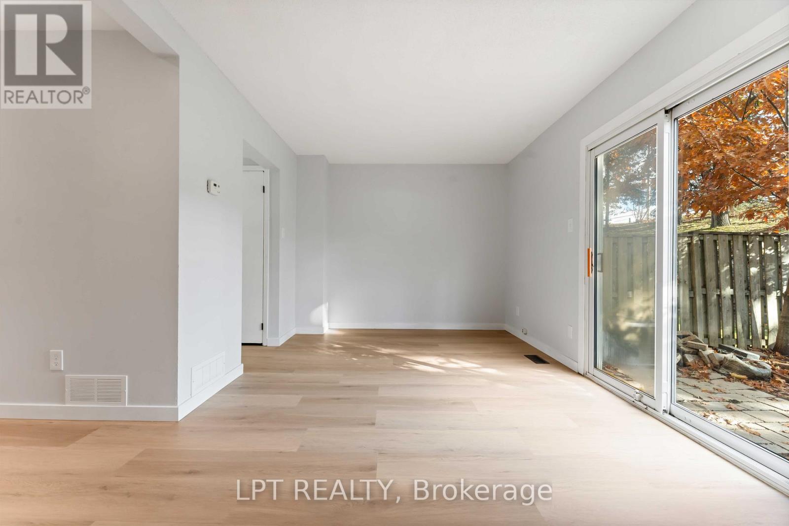 71 - 1743 Trappist Lane, Ottawa, Ontario  K1C 1X7 - Photo 4 - X12572064