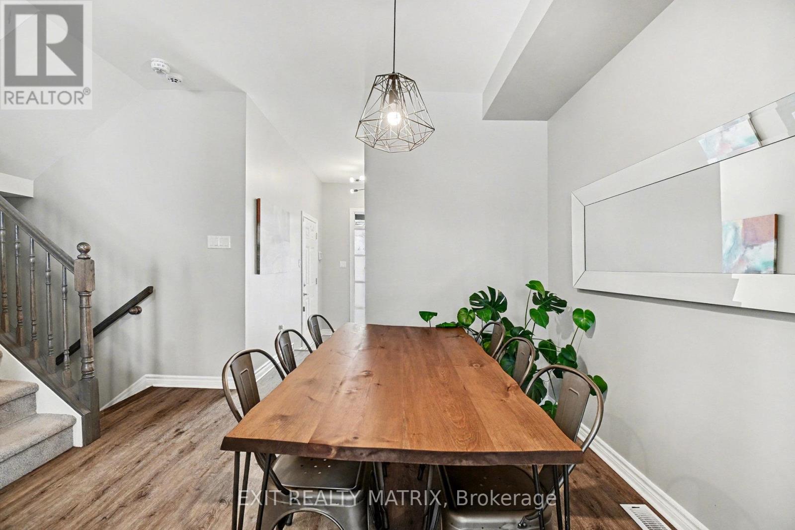 211 Mountain Sorrel Way, Ottawa, Ontario  K4A 0T6 - Photo 7 - X12640540