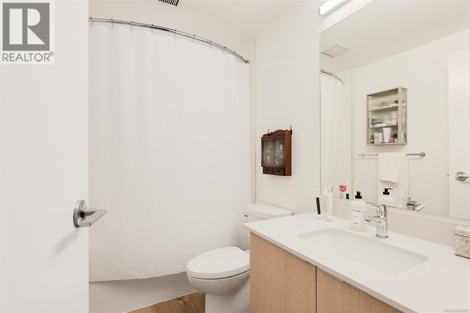 407 1115 Johnson St, Victoria, British Columbia  V8V 0H2 - Photo 13 - 1022020