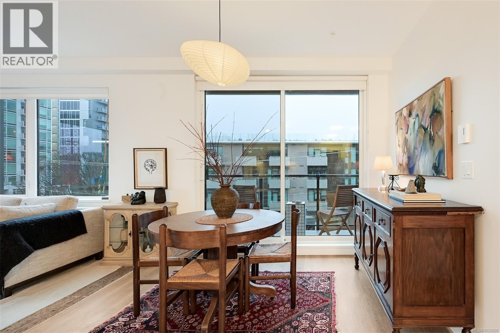 407 1115 Johnson St, Victoria, British Columbia  V8V 0H2 - Photo 6 - 1022020