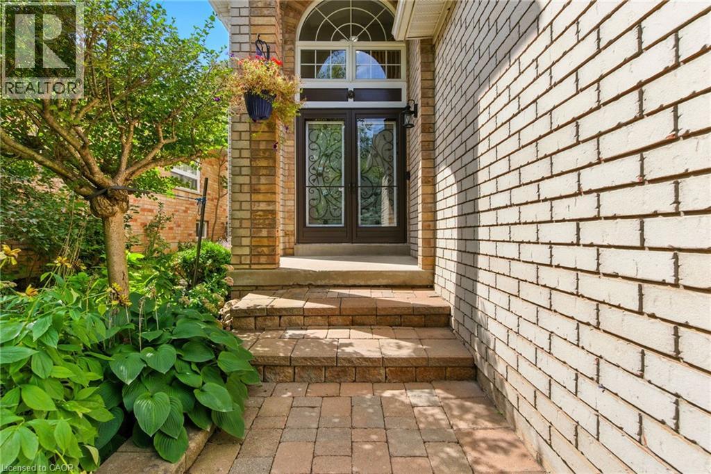 49 Johnson Crescent, Georgetown, Ontario  L7G 6C9 - Photo 3 - 40791479