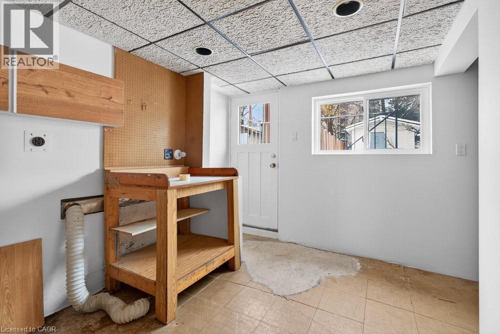 2 Country Club Drive, Hamilton, Ontario  L8K 5W2 - Photo 17 - 40793755