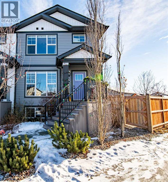 25 Hawthorn Place, Sylvan Lake, Alberta T4S 0S2 - Photo 1 - A2275600
