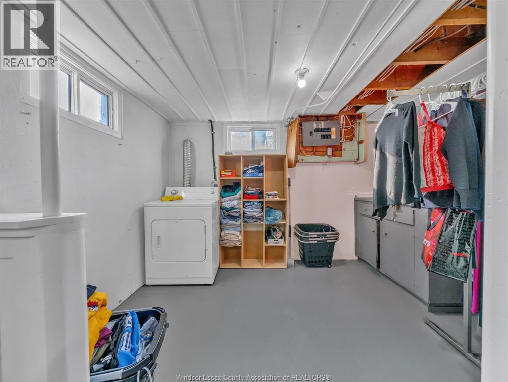 2479 Meighen, Windsor, Ontario N8W 4C2 - Photo 17 - 25031830