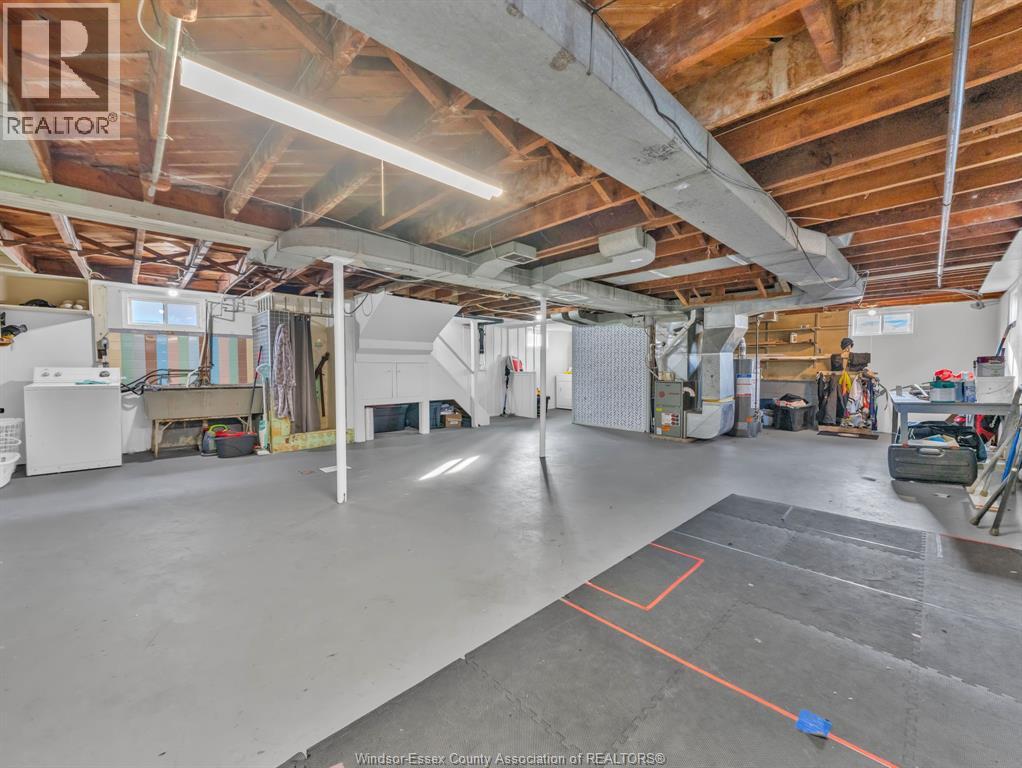 2479 Meighen, Windsor, Ontario N8W 4C2 - Photo 20 - 25031830