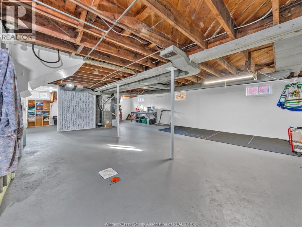 2479 Meighen, Windsor, Ontario N8W 4C2 - Photo 22 - 25031830