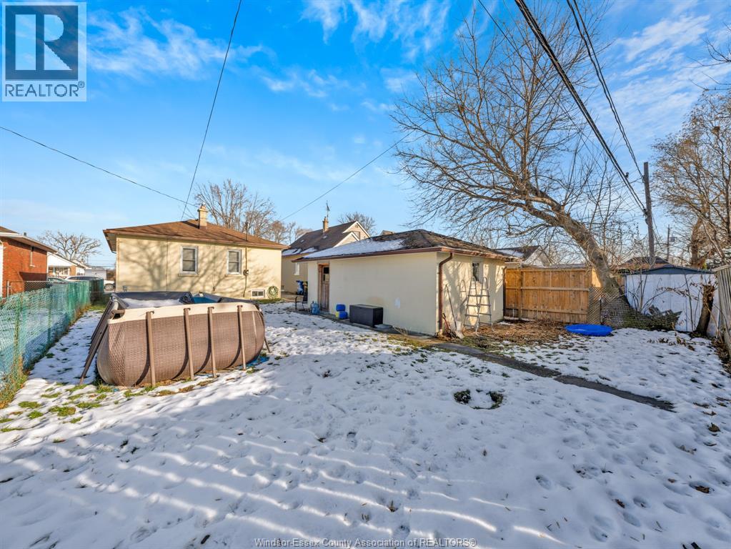 2479 Meighen, Windsor, Ontario N8W 4C2 - Photo 27 - 25031830
