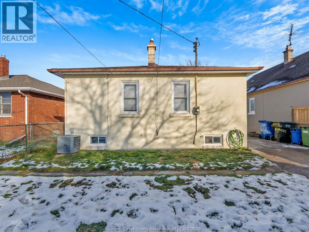 2479 Meighen, Windsor, Ontario N8W 4C2 - Photo 28 - 25031830
