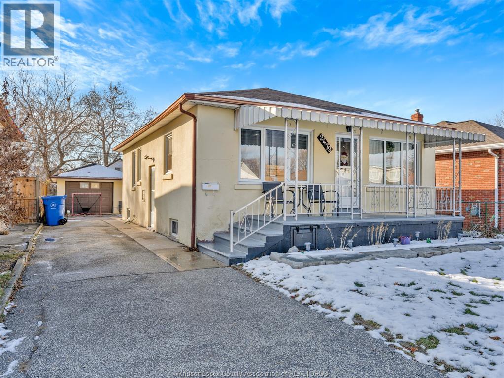 2479 Meighen, Windsor, Ontario N8W 4C2 - Photo 34 - 25031830