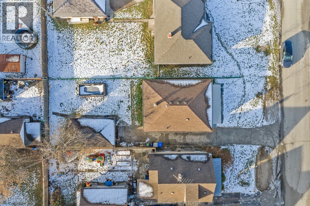 2479 Meighen, Windsor, Ontario N8W 4C2 - Photo 38 - 25031830