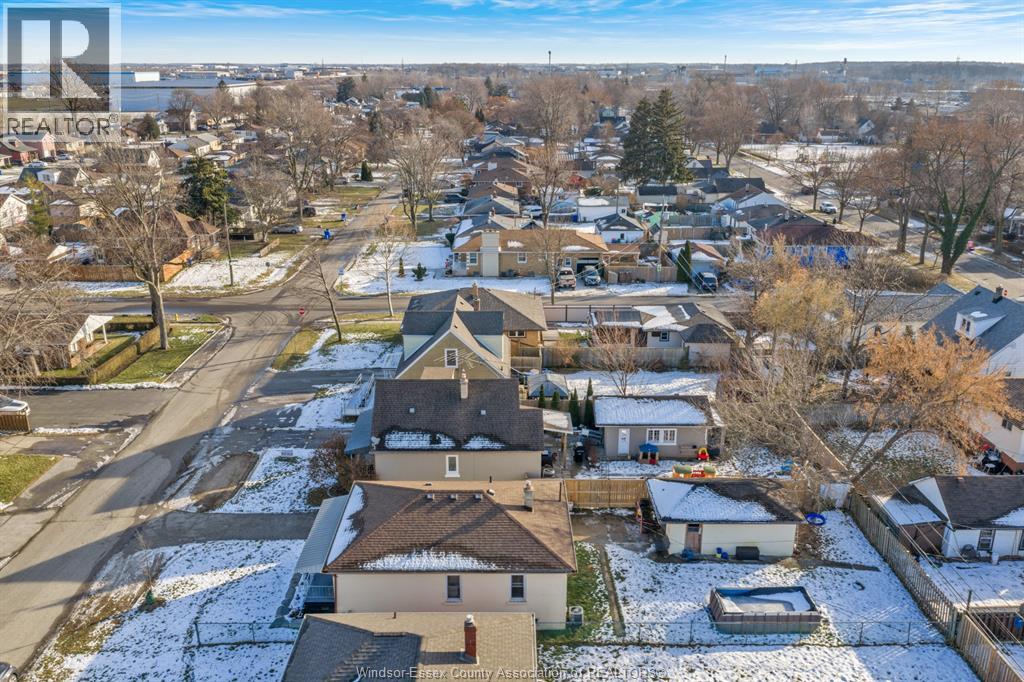 2479 Meighen, Windsor, Ontario N8W 4C2 - Photo 41 - 25031830
