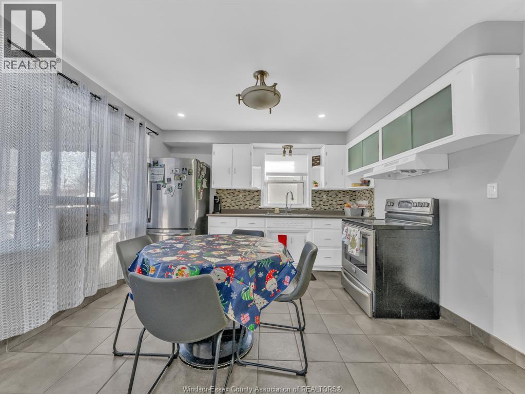 2479 Meighen, Windsor, Ontario N8W 4C2 - Photo 5 - 25031830