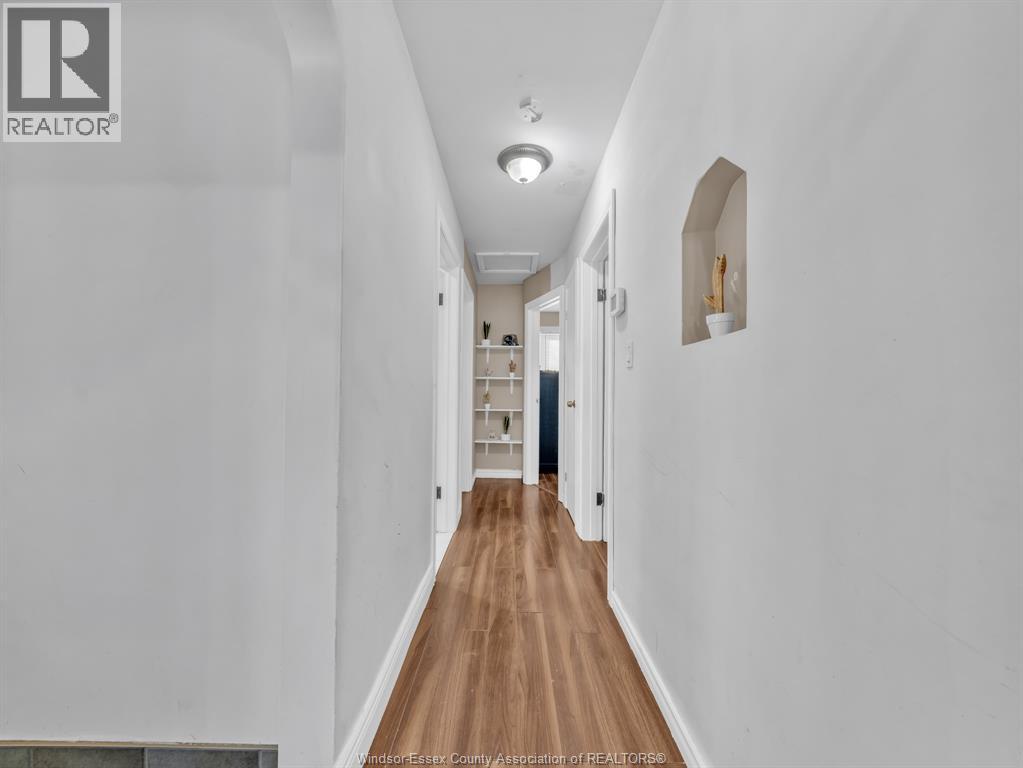 2479 Meighen, Windsor, Ontario N8W 4C2 - Photo 7 - 25031830