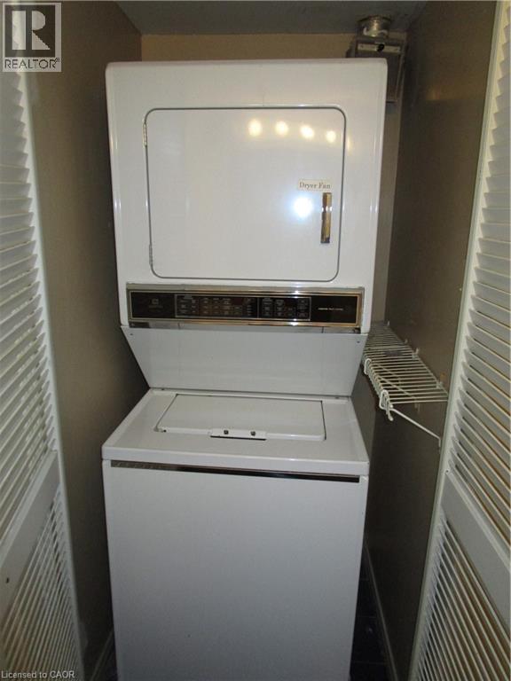 180 Limeridge Road W Unit# 401, Hamilton, Ontario  L9C 7H7 - Photo 8 - 40794465