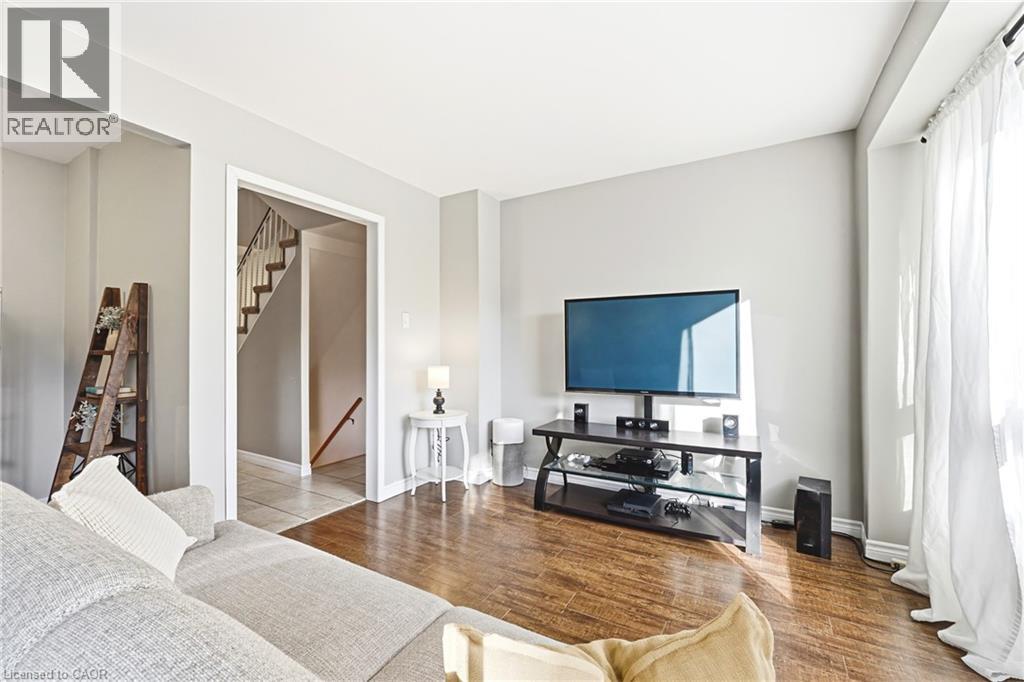 1584 Newlands Crescent Unit# 92, Burlington, Ontario  L7M 1V6 - Photo 10 - 40794345