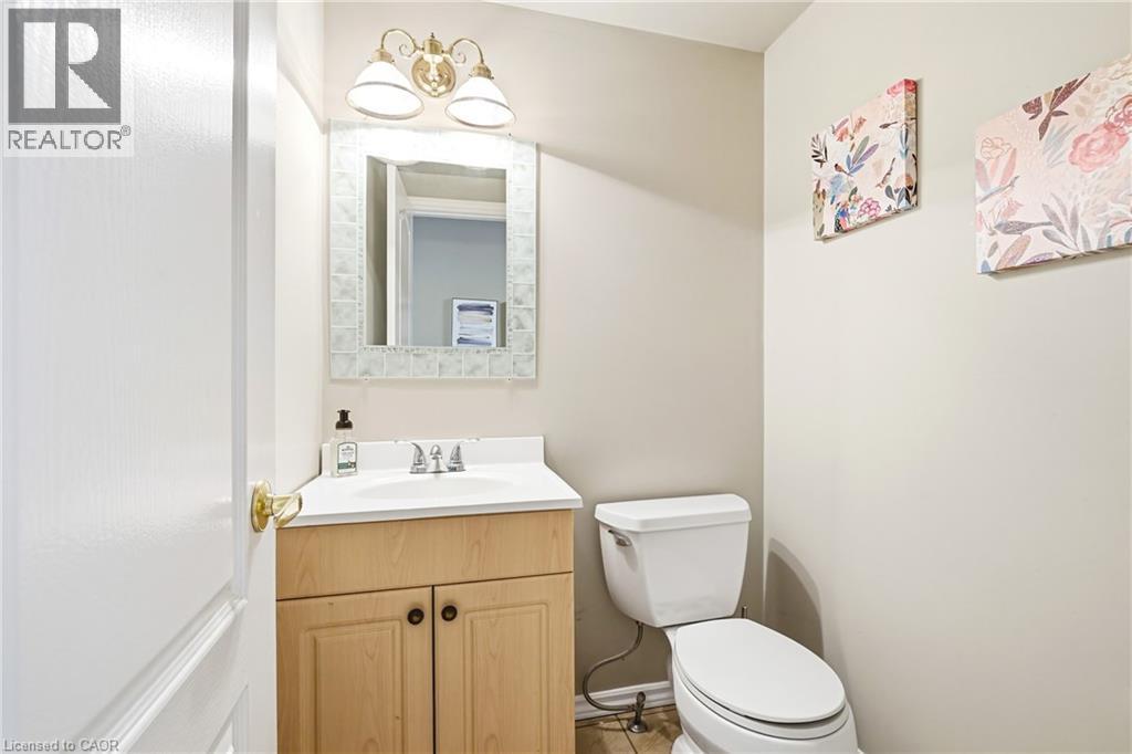 1584 Newlands Crescent Unit# 92, Burlington, Ontario  L7M 1V6 - Photo 12 - 40794345