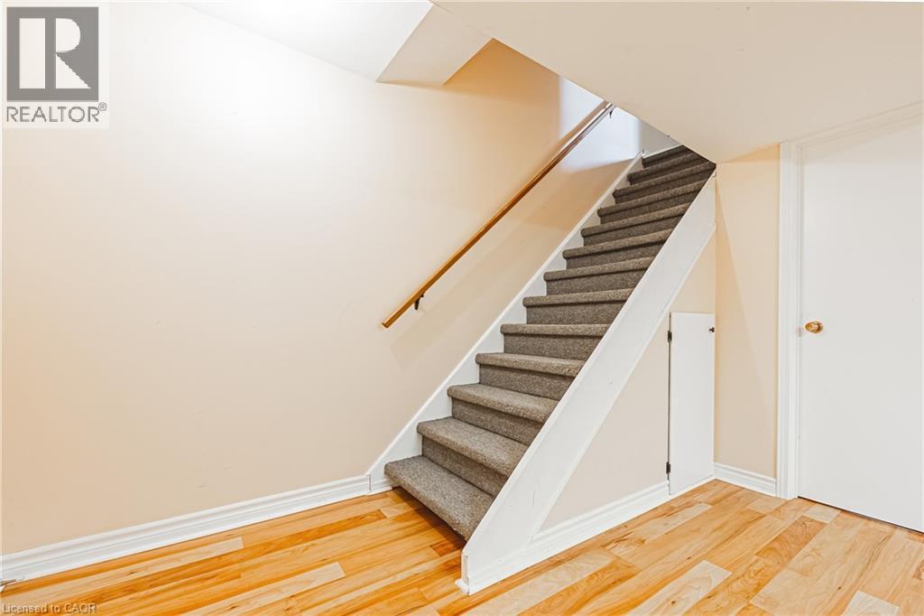 1584 Newlands Crescent Unit# 92, Burlington, Ontario  L7M 1V6 - Photo 24 - 40794345