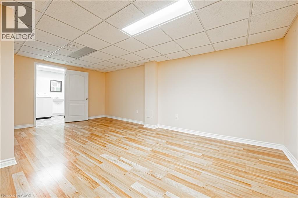 1584 Newlands Crescent Unit# 92, Burlington, Ontario  L7M 1V6 - Photo 25 - 40794345