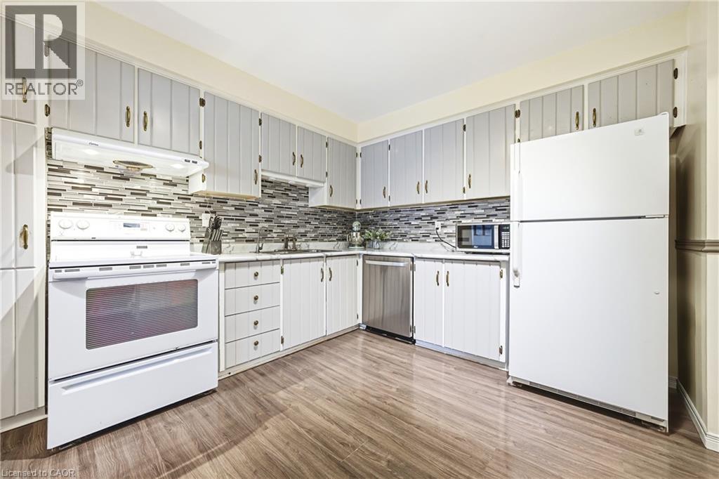 1584 Newlands Crescent Unit# 92, Burlington, Ontario  L7M 1V6 - Photo 5 - 40794345