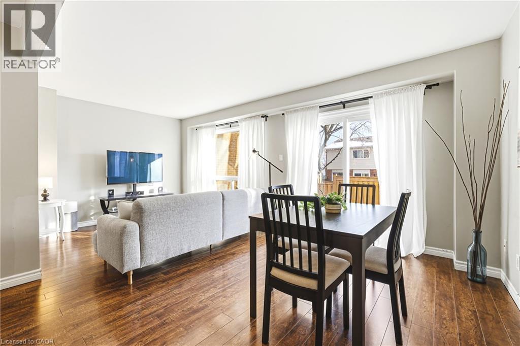 1584 Newlands Crescent Unit# 92, Burlington, Ontario  L7M 1V6 - Photo 8 - 40794345