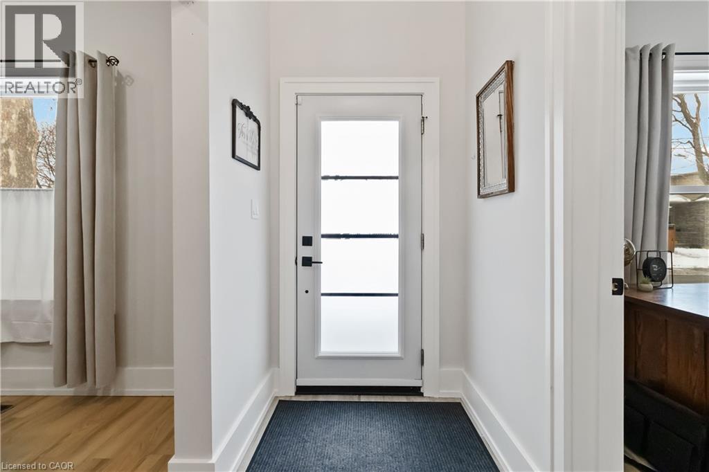 156 Albion Street, Brantford, Ontario  N3T 3M9 - Photo 10 - 40794254