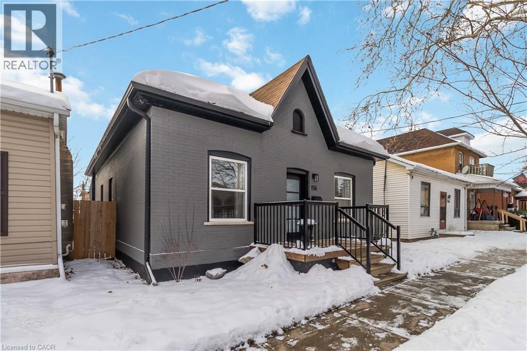 156 Albion Street, Brantford, Ontario  N3T 3M9 - Photo 2 - 40794254