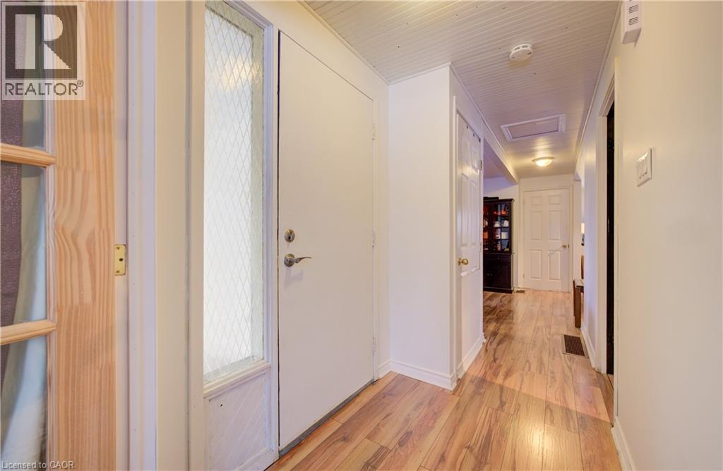 123 Kingswood Drive, Kitchener, Ontario  N2E 1B2 - Photo 4 - 40793955