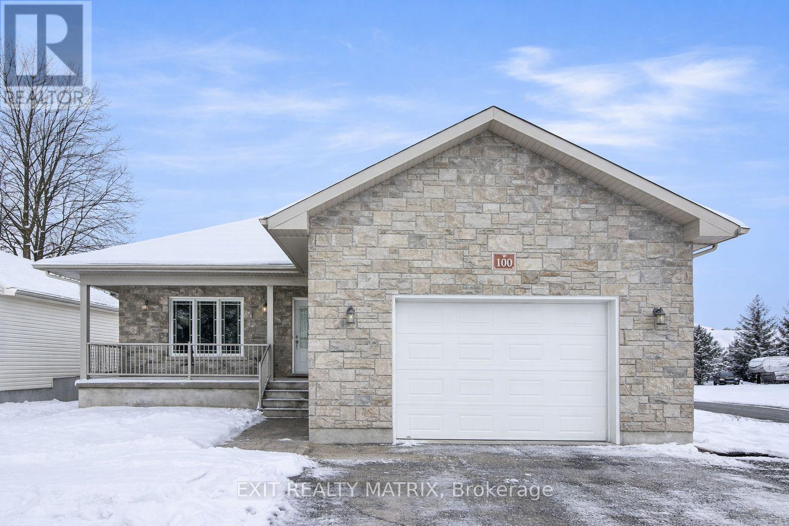 100 ROYAL COURT, The Nation, Ontario