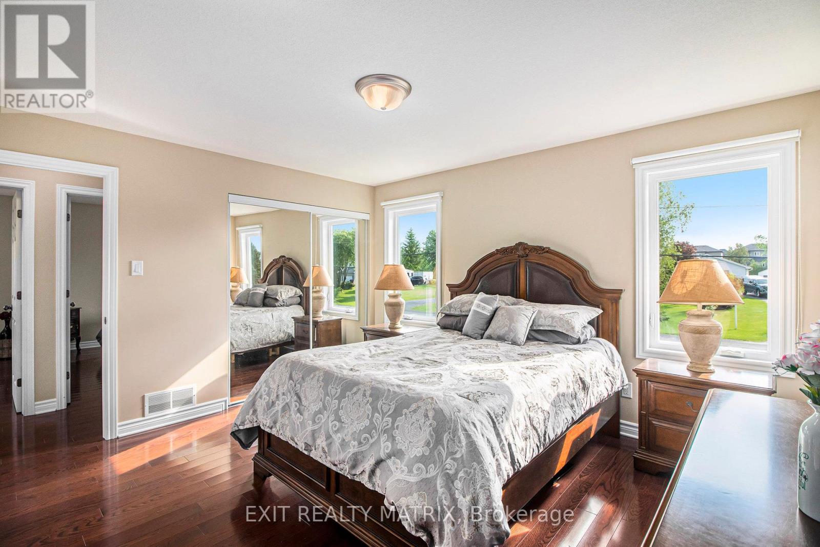 100 Royal Court, The Nation, Ontario  K0A 2M0 - Photo 17 - X12215318