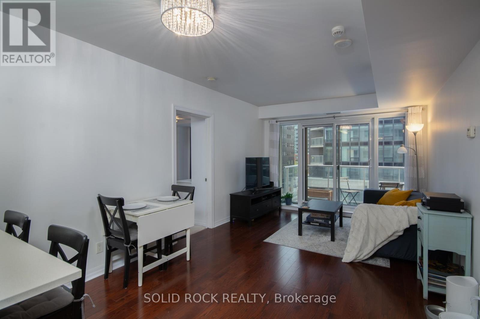 502 - 242 Rideau Street, Ottawa, Ontario  K1N 0B7 - Photo 9 - X12384797