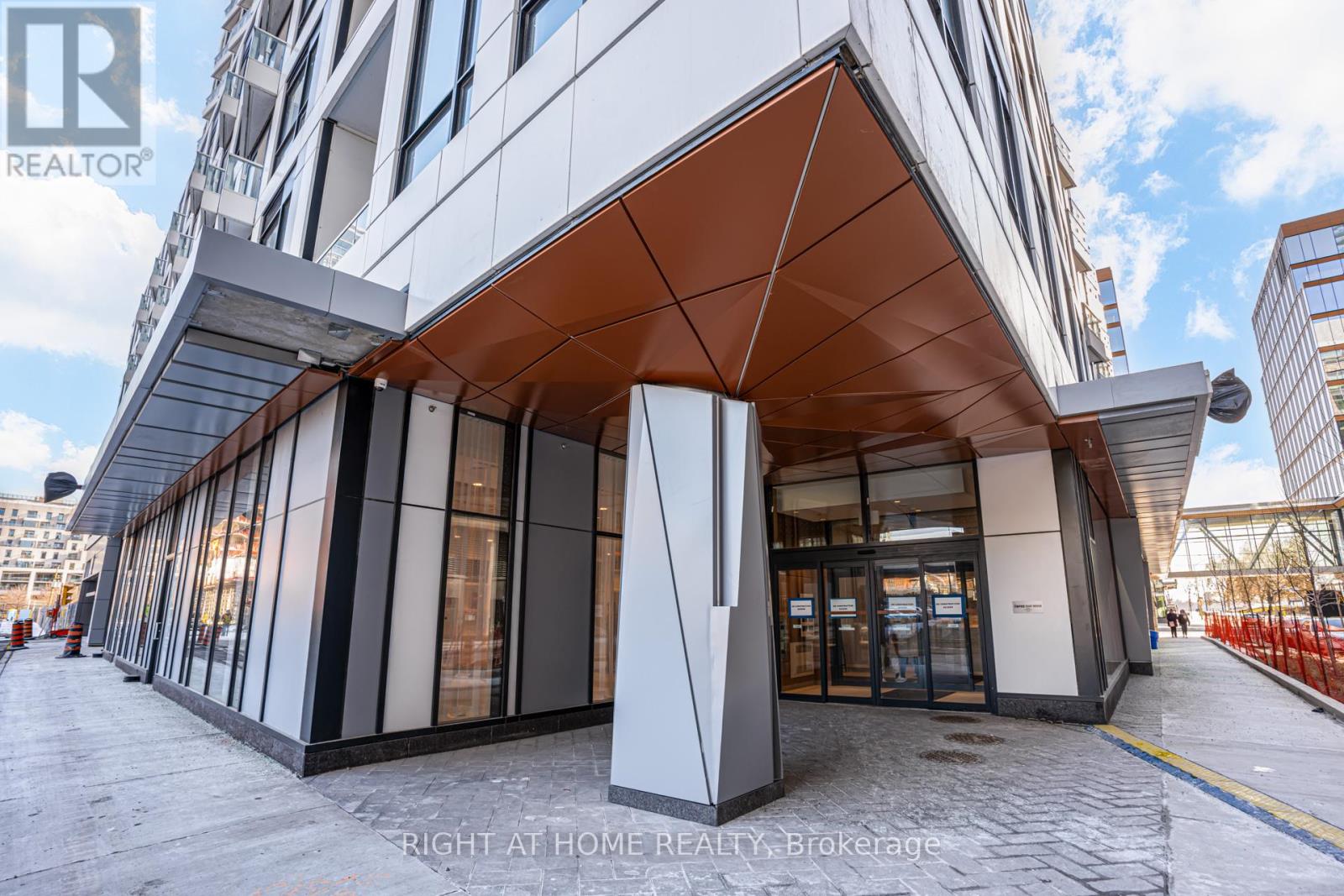 803 - 15 Richardson Street, Toronto (Waterfront Communities), Ontario  M5A 1B4 - Photo 2 - C12640764