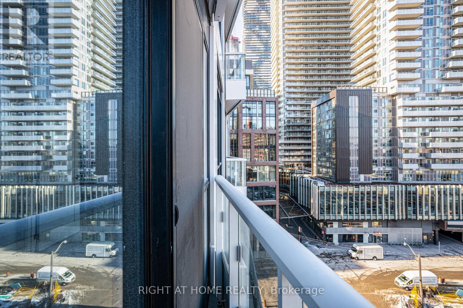 803 - 15 Richardson Street, Toronto (Waterfront Communities), Ontario  M5A 1B4 - Photo 27 - C12640764