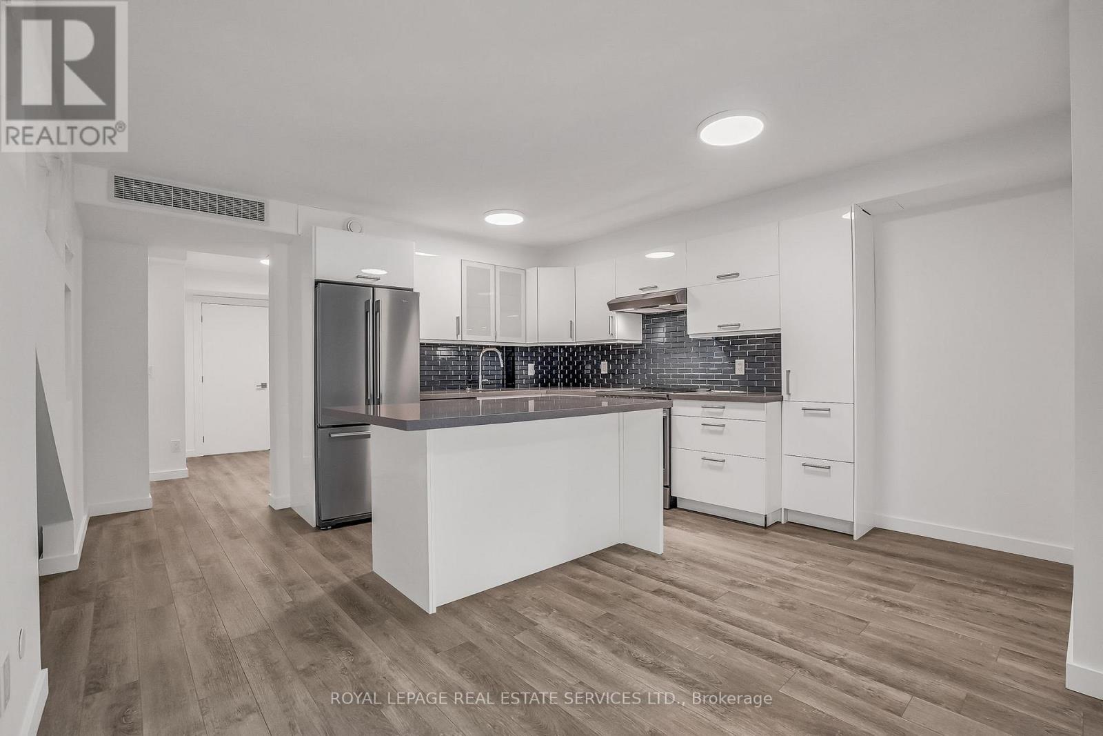 A - 439 Winona Drive, Toronto (Oakwood Village), Ontario  M6C 3T4 - Photo 20 - C12640766