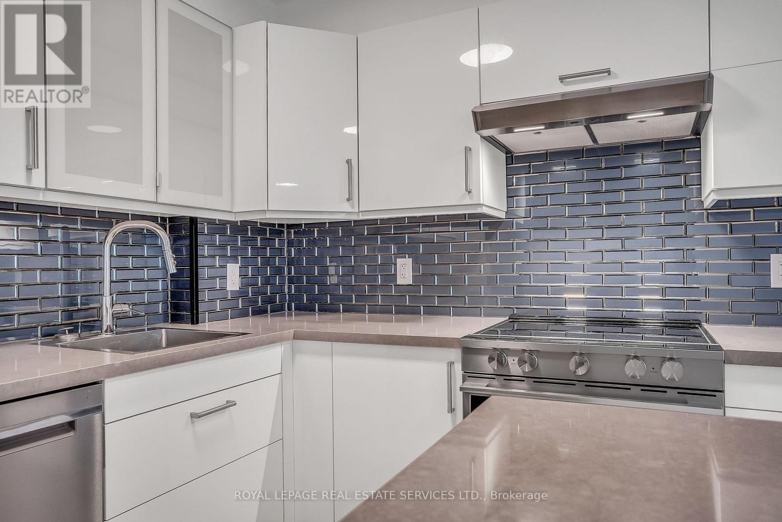 A - 439 Winona Drive, Toronto (Oakwood Village), Ontario  M6C 3T4 - Photo 24 - C12640766