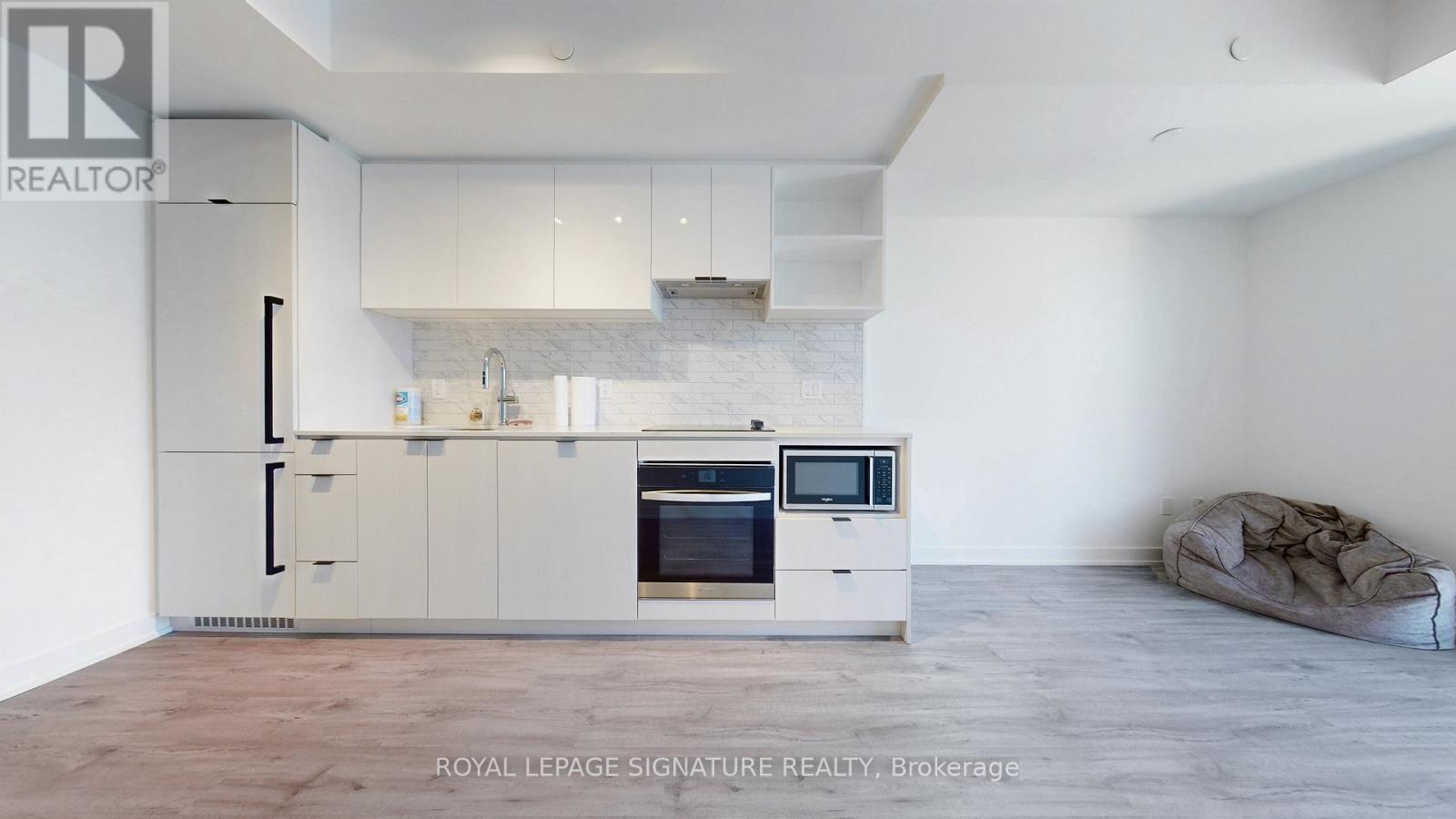 1905 - 252 Church Street, Toronto, Ontario  M5B 0E6 - Photo 5 - C12640770