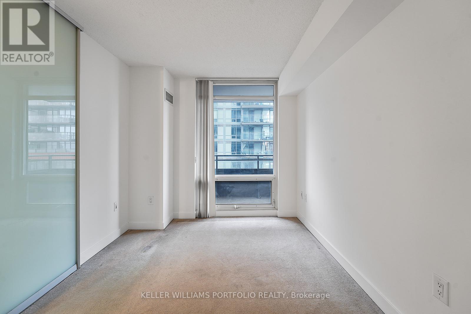 1505 - 25 Telegram Mews, Toronto (Waterfront Communities), Ontario  M5V 3Z1 - Photo 15 - C12640776
