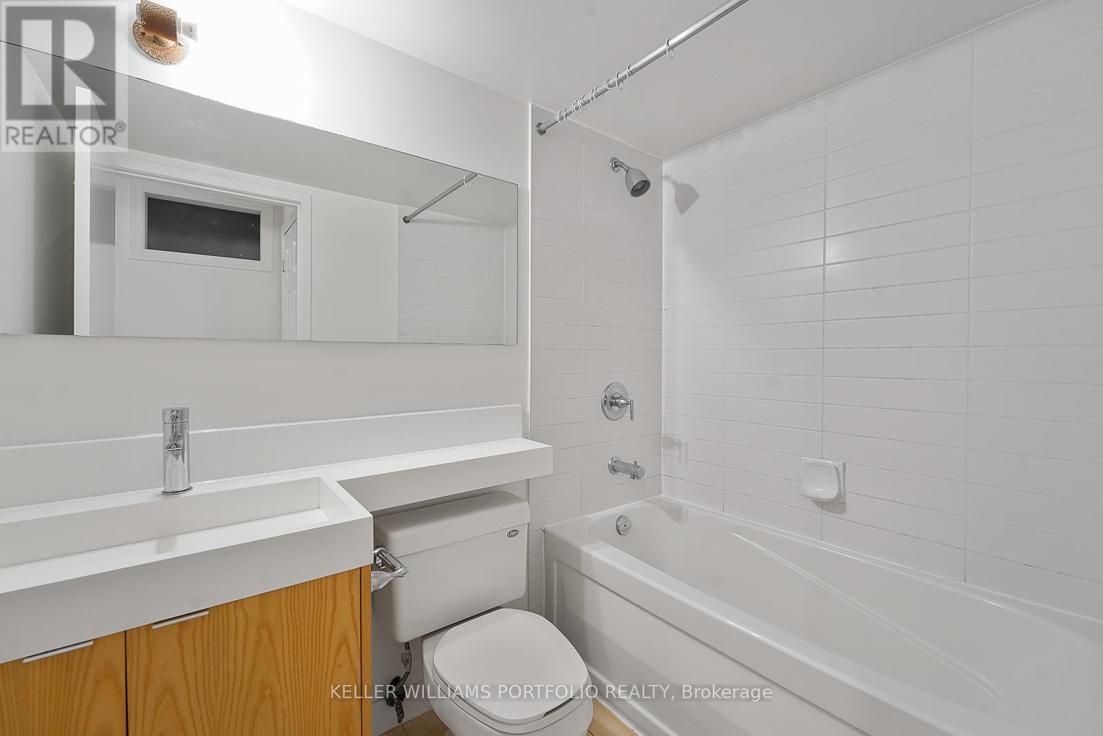 1505 - 25 Telegram Mews, Toronto (Waterfront Communities), Ontario  M5V 3Z1 - Photo 4 - C12640776