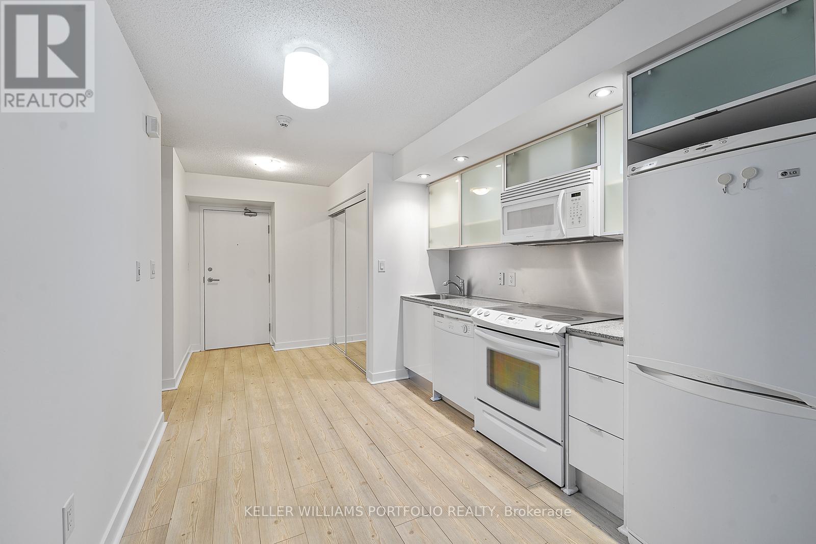 1505 - 25 Telegram Mews, Toronto (Waterfront Communities), Ontario  M5V 3Z1 - Photo 7 - C12640776