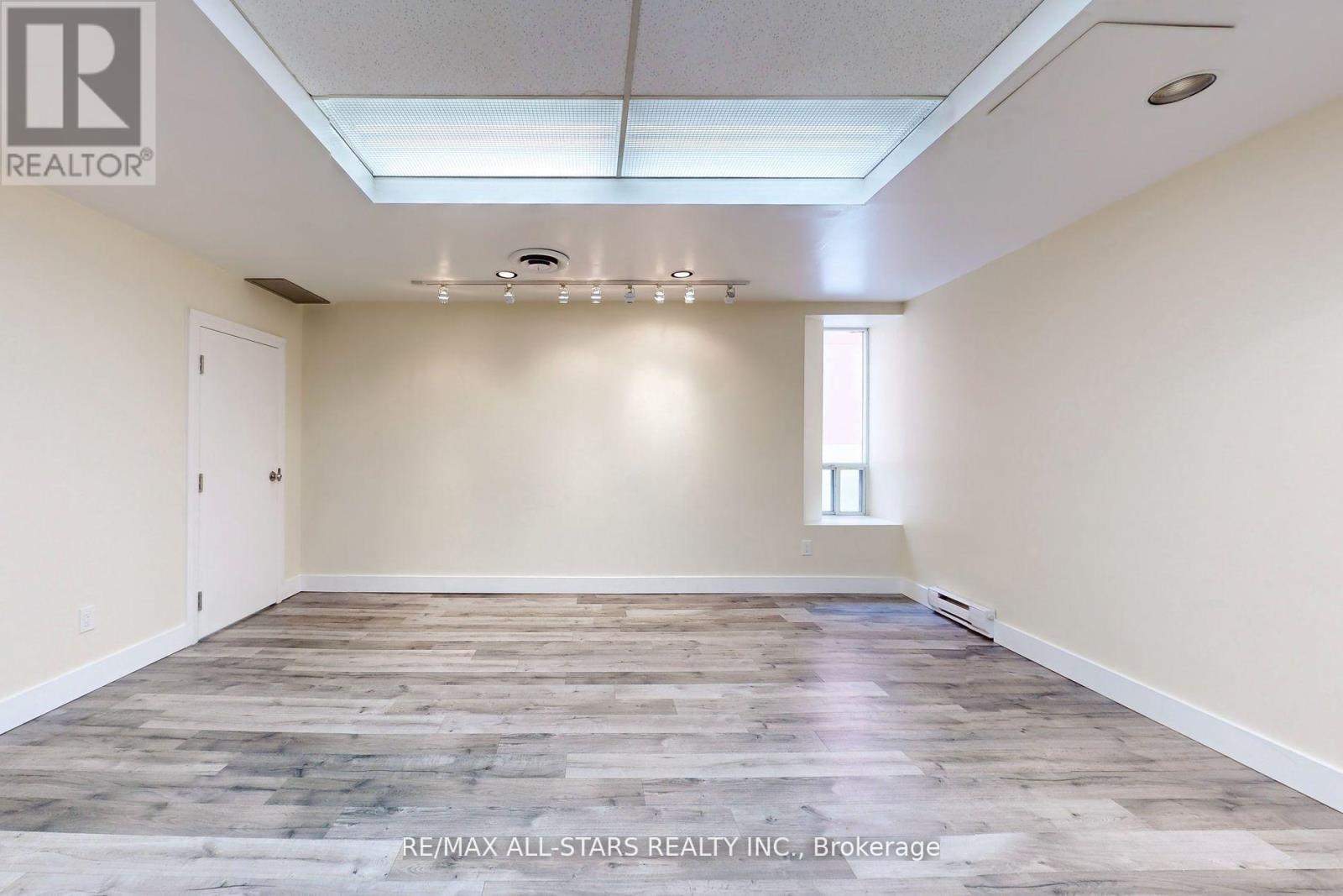 304 - 66 Gerrard Street E, Toronto (Church-Yonge Corridor), Ontario  M5B 1G3 - Photo 5 - C12640806