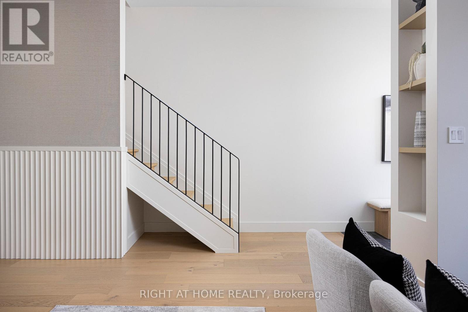 292 Borden Street, Toronto (University), Ontario  M5S 2N6 - Photo 16 - C12640816